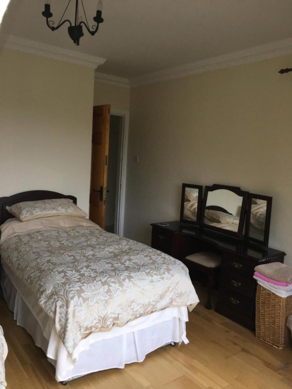Homestay Oakdale, Templemore, E41f856 Templemore